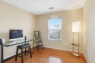 8921 Mayhew Ct, Lorton, VA 22079 - Photo 27