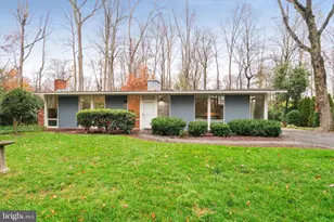 2406 Brentwood Pl, Alexandria, VA 22306 - Photo 1