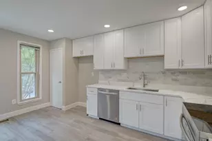 1737 Cy Ct, Vienna, VA 22182 - Photo 9