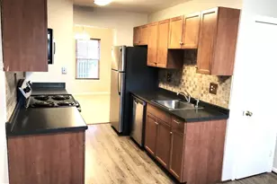 8323 Stationhouse Ct, Lorton, VA 22079 - Photo 7