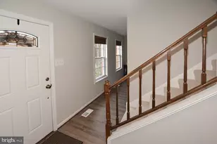 8323 Stationhouse Ct, Lorton, VA 22079 - Photo 3