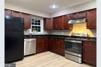 7684 Green Garland Drive, Springfield, VA 22153 - Photo 15