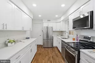 1002 Kimberwicke Rd, McLean, VA 22102 - Photo 9