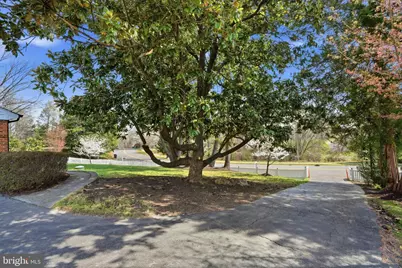 1002 Kimberwicke Road, McLean, VA 22102 - Photo 63