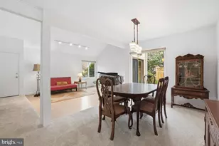 5948 Hall St, Springfield, VA 22152 - Photo 9