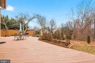 5948 Hall St, Springfield, VA 22152 - Photo 37