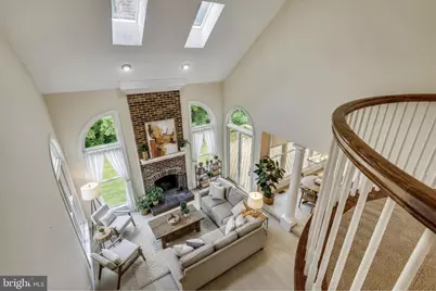 9715 Middleton Ridge Road, Vienna, VA 22182 - Photo 11