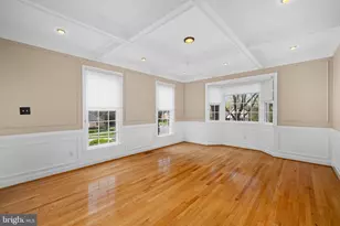 9849 S Park Cir, Fairfax Station, VA 22039 - Photo 17