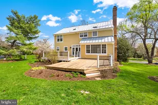 9849 S Park Cir, Fairfax Station, VA 22039 - Photo 21