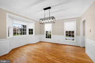 9849 S Park Cir, Fairfax Station, VA 22039 - Photo 19