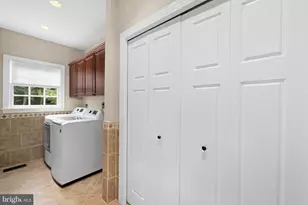 9849 S Park Cir, Fairfax Station, VA 22039 - Photo 39