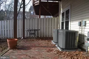 9443 Van Arsdale Dr, Vienna, VA 22181 - Photo 35