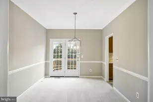 2035 Madrillon Springs Ct, Vienna, VA 22182 - Photo 9