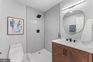 6402 Pioneer Dr, Springfield, VA 22150 - Photo 17