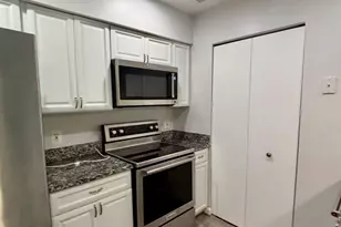 7604 Lakeside Village Dr, Falls Church, VA 22042 - Photo 9