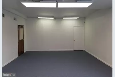 4121 Chatelain Road #205, Annandale, VA 22003 - Photo 9