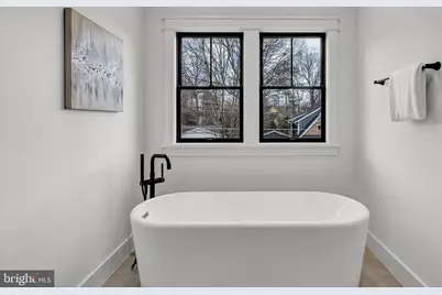 900 Carole Court SE, Vienna, VA 22180 - Photo 15