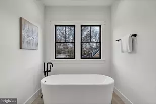 900 Carole Ct SE, Vienna, VA 22180 - Photo 15