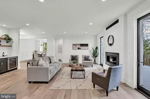 900 Carole Ct SE, Vienna, VA 22180 - Photo 7