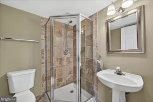 5213 Prairie Willow Ln, Centreville, VA 20120 - Photo 7