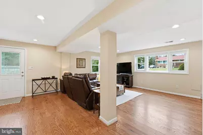 6803 Derrell Court, Alexandria, VA 22307 - Photo 27