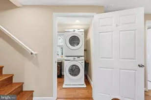 6803 Derrell Ct, Alexandria, VA 22307 - Photo 29