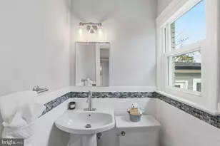 6803 Derrell Ct, Alexandria, VA 22307 - Photo 23