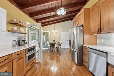 6803 Derrell Court, Alexandria, VA 22307 - Photo 5