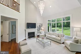 305 Old Court House Rd NE, Vienna, VA 22180 - Photo 23