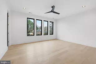 6910 Bright Ave, McLean, VA 22101 - Photo 61