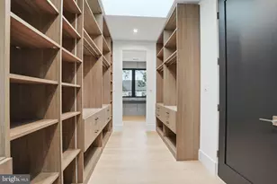 6910 Bright Ave, McLean, VA 22101 - Photo 73