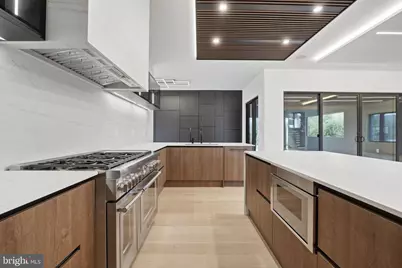 6910 Bright Avenue, McLean, VA 22101 - Photo 37