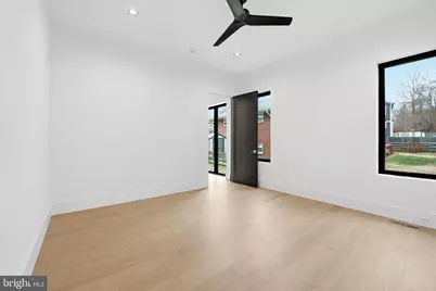 6910 Bright Avenue, McLean, VA 22101 - Photo 43