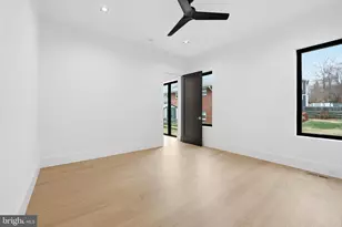 6910 Bright Ave, McLean, VA 22101 - Photo 43