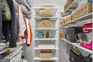 8600 Victoria Rd, Springfield, VA 22151 - Photo 13