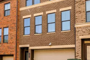 9283 Wood Violet Ct, Fairfax, VA 22031 - Photo 3