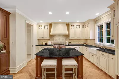 8014 Greenwich Woods Drive, McLean, VA 22102 - Photo 25