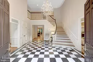 8014 Greenwich Woods Dr, McLean, VA 22102 - Photo 5