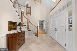 909 Douglass Dr, McLean, VA 22101 - Photo 3