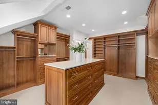 909 Douglass Dr, McLean, VA 22101 - Photo 37