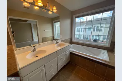 8863 Cherokee Rose Way, Lorton, VA 22079 - Photo 13