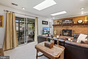 2131 Silentree Dr, Vienna, VA 22182 - Photo 15