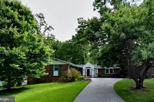 8701 Cromwell Dr, Springfield, VA 22151 - Photo 1