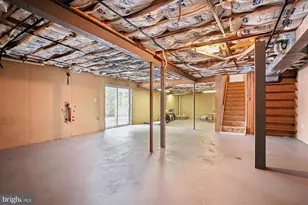 9007 Edgepark Rd, Vienna, VA 22182 - Photo 55