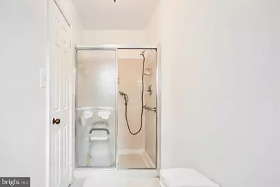 9007 Edgepark Road, Vienna, VA 22182 - Photo 43