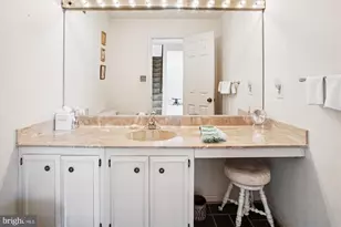 9007 Edgepark Rd, Vienna, VA 22182 - Photo 33