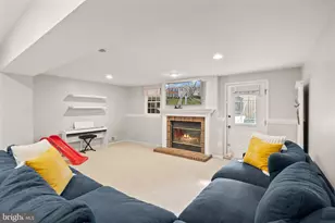 6020 Kestner Cir, Alexandria, VA 22315 - Photo 33