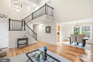 4746 Holly Ave, Fairfax, VA 22030 - Photo 5