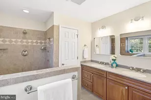 4746 Holly Ave, Fairfax, VA 22030 - Photo 51