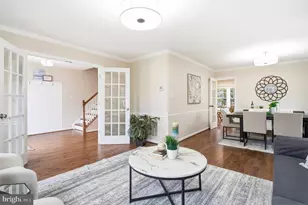 9820 Westwood Manor Ct, Burke, VA 22015 - Photo 9